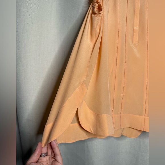 Madewell Pleated Ruffle Peach Silk Sleeveless Blouse - Picture 5 of 9